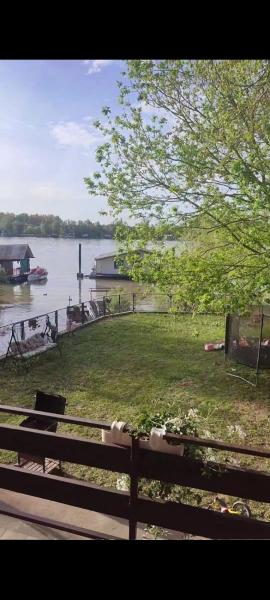 Kuća na Savi Sojenica Kalisija, Makiš - Ada Ciganlija